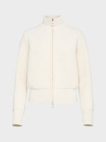 Auberge Cardigan