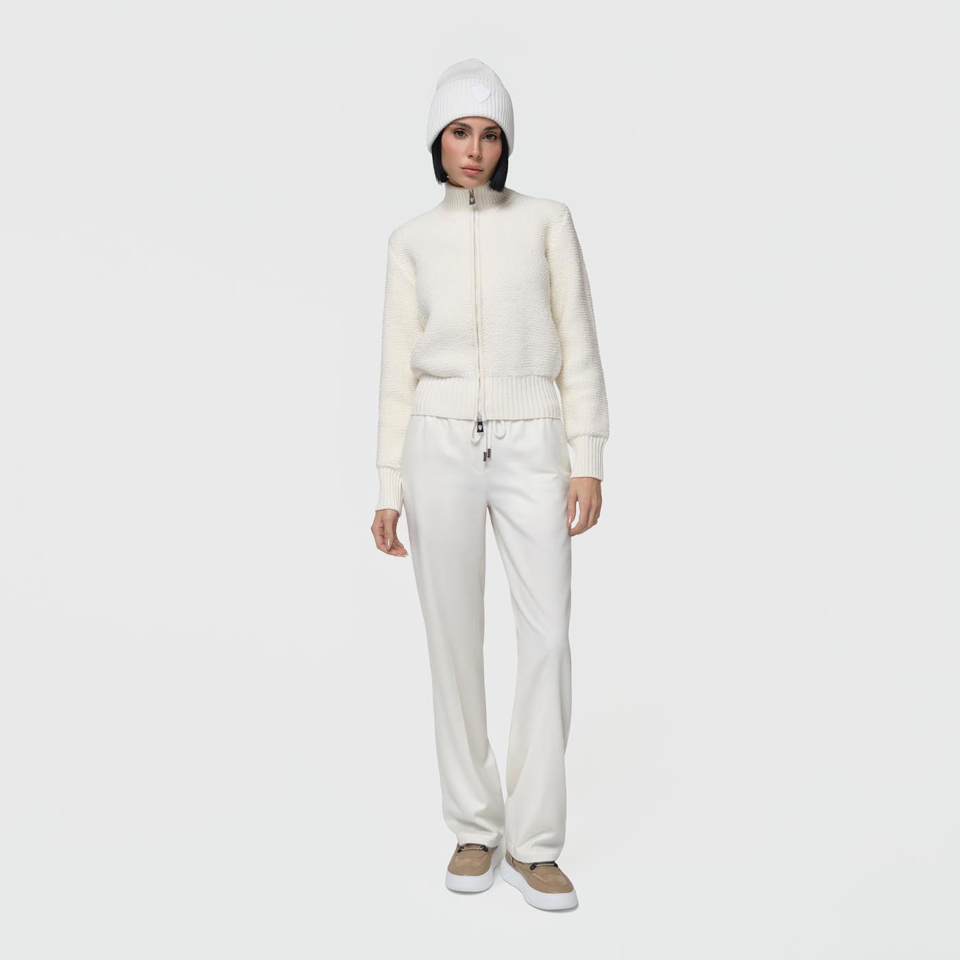 Auberge Cardigan